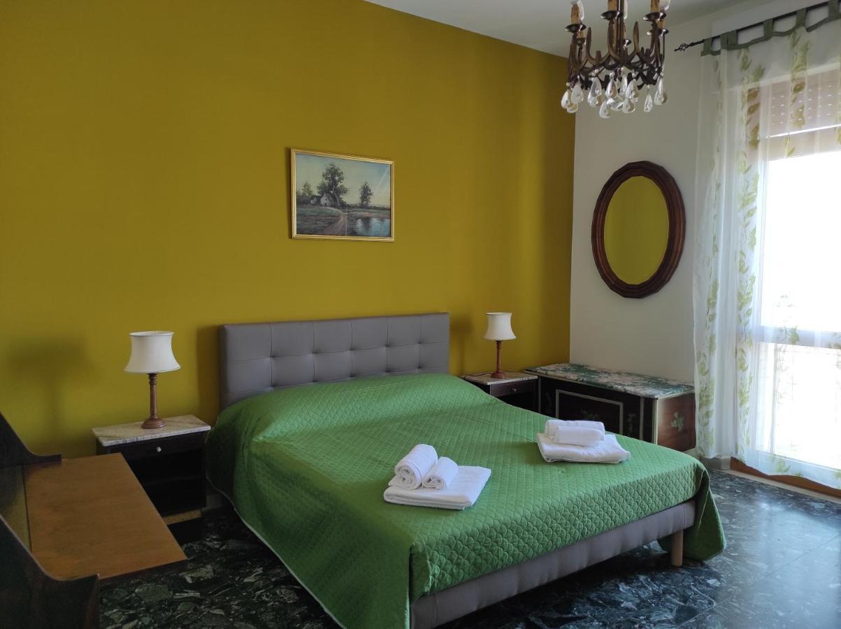 Ferienwohnung La Colonna Holiday House Lecce Exterior foto