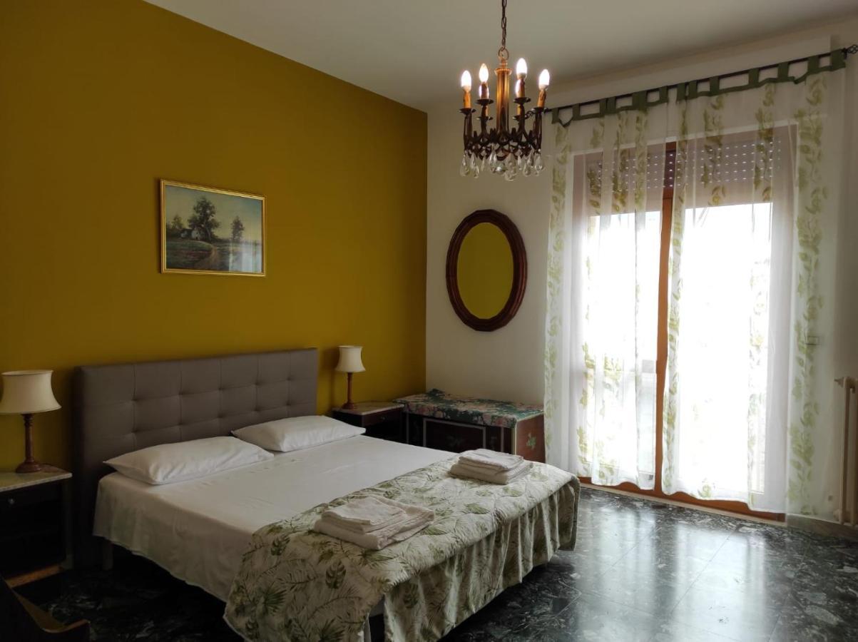 Ferienwohnung La Colonna Holiday House Lecce Exterior foto